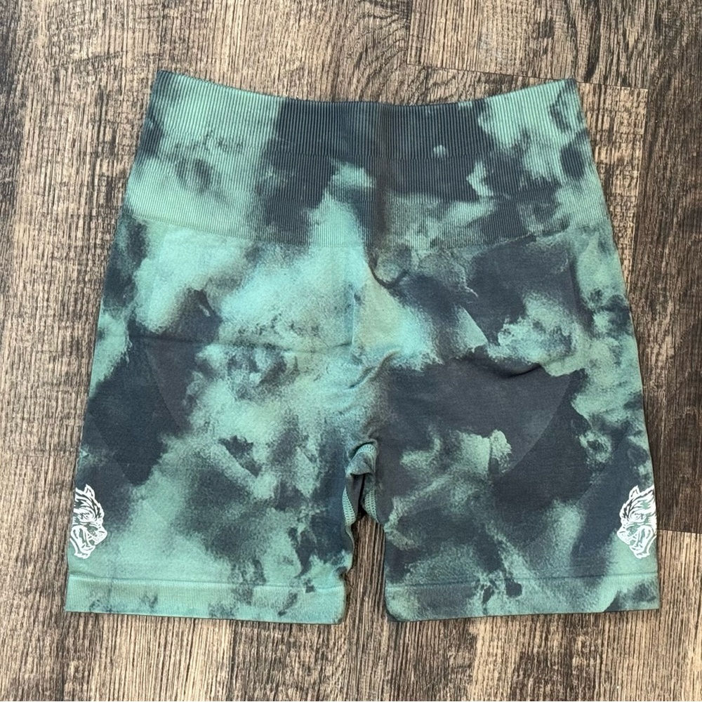 NWOT Darc Sport Everson Seamless Training Shorts | Small Green/Black Smoke Cloud